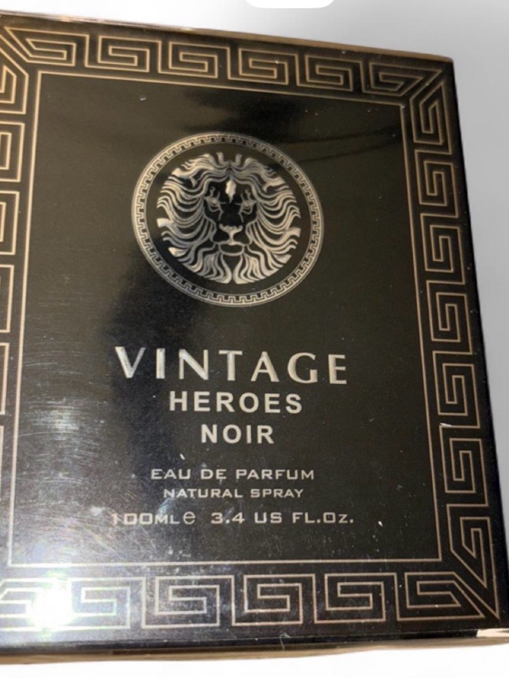 Vintage Heroes Noir - Black & Gold